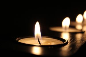 Candle Candlelight Celebration  - Pexels / Pixabay